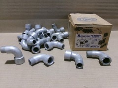 Appleton LMFL90-50 Box of 21 1/2″ 90* Bushed Elbows Long AK