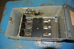 I-T-E V2E3203 CLAMPMATIC VACU-BREAK FUSIBLE PANEL SWITCH – 240V, 100A, 3-POLE