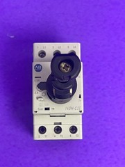 Allen-Bradley 140M-C2E-B40 Ser A Motor Protector, 2.5-4A w/ Extension Shaft