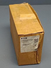 Eaton UltraSIL Housed VariSTAR Normal Duty MOV Arrester 10 KV 8.4 MCOV