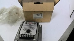 Dwyer 607-8 Differential Pressure Transmitter
