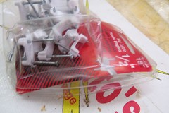 Gardner Bender PS-1550, NM Cable Plastic Staples 1/2″, pkg of 15