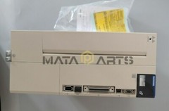 1PCS NEW YASKAWA SERVER DRIVE SGD7S-330A00B202