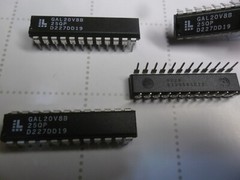 Lattice GAL20V8B-25QP Simple Programmable Logic Devices 5V 20 I/O ( Lot of 10 )
