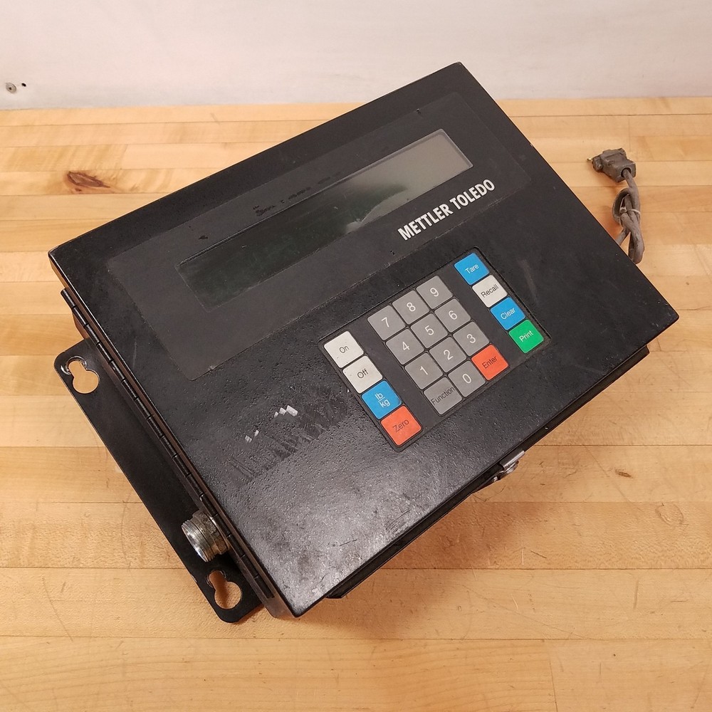Mettler Toledo 90202400A Industrial Controller. 120V – USED