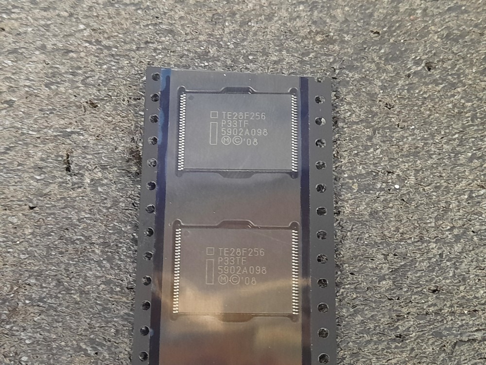 2pcs Genuine NOS Micron Numonyx TE28F256P33TFA 256MB TSOP 56 95NS Nor Flash