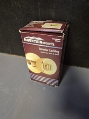 Mountain Security Interior Locking Polished Brass Tulip Door Knob 3130-105 NIB