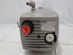 Becker VT 416 VT416 Rotary Vane Vacuum Pump 0.55/0.70kW w/ Cut Cable