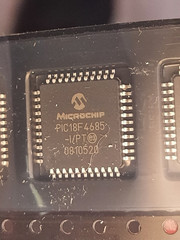 1X PIC18F4685-I/PT MCU 8-BIT PIC RISC 96KB FLASH 5V 44-PIN TQFP TAPE/R IC MCU 8B