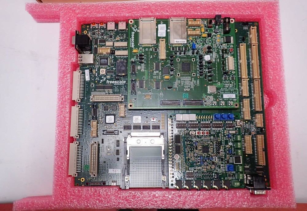 FREESCALE MCIMX31ADS E/C: I.MX31 APPLICATION DEVELOPMENT SYSTEM (ADS) NOS