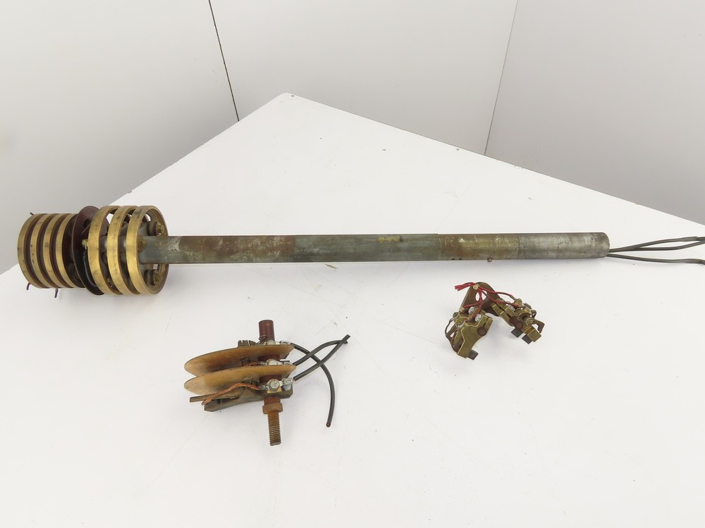 Large G&L Slip Ring Carbon Brushes 20HP 460Volt 3phase Electrical Contact 7Pole