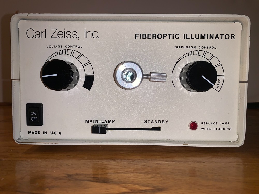 CARL ZEISS 910508-9901 FIBEROPTIC ILLUMINATOR