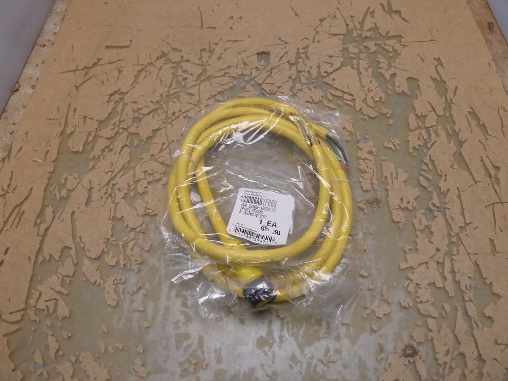Brad Harrison Woodhead 103006A01F060 mini-change 3p 6′ 16/3 male cord [21-Z.5]
