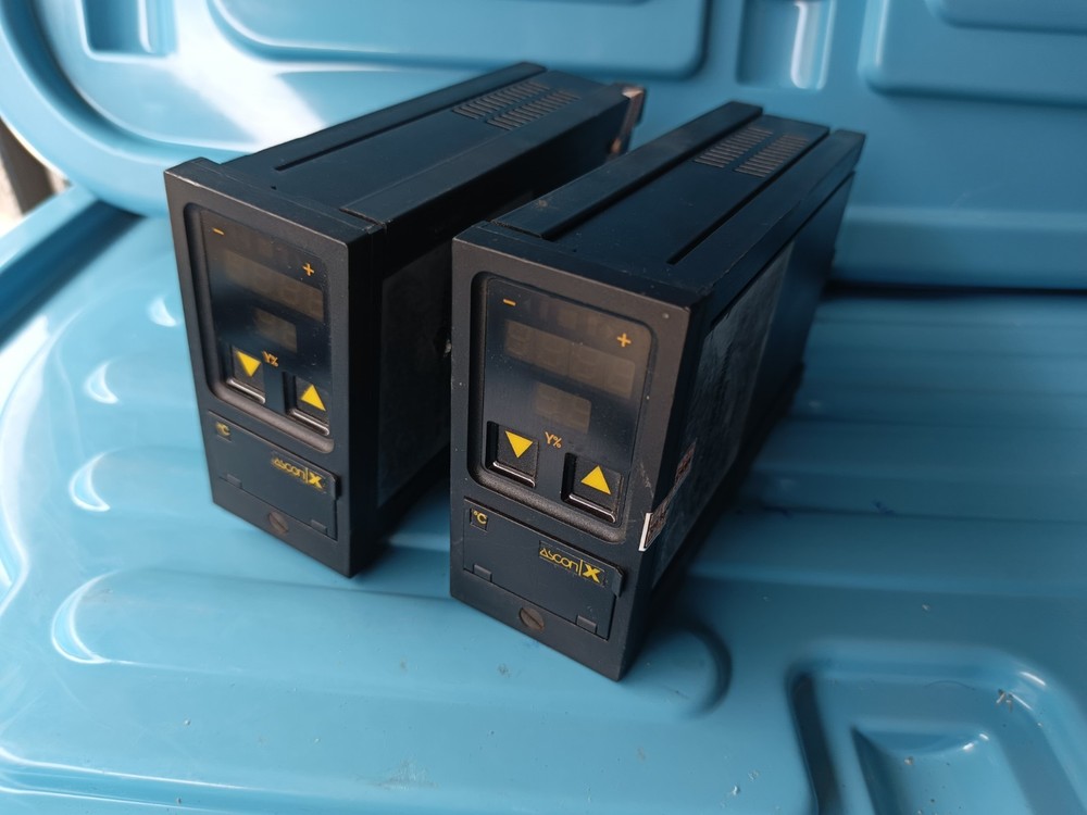 LOT 2PCS ASCON X MOD. XM-00-2/S2. K2/0/MII FAST SHIPPING WORLDWIDE 30D WARRANTY!