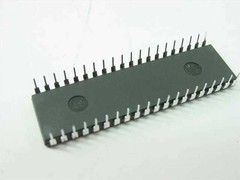 Zilog Z0847004PSC Z80 Dart 8929 FC CPU – Vintage Collectable