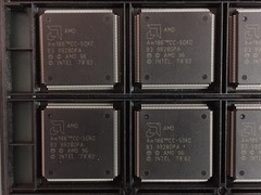 LOT OF (11) NEW VINTAGE AMD AM186CC-50KC MICROCONTROLLER CHIPS