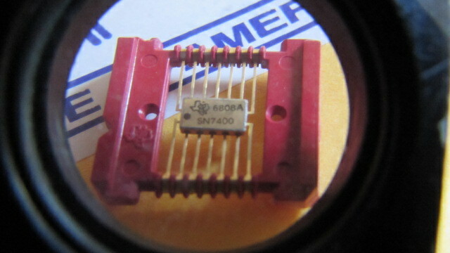 SN7400 Texas Instruments Mil-Spec Gold Flat Pack IC Chip Vintage-ic 6808A RARE 1