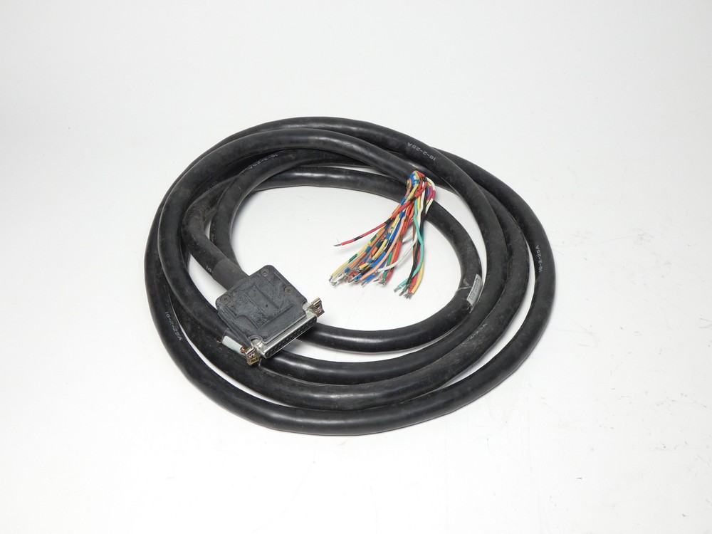 Norgren V10020-E03 Multiplex 25-Pin D-Sub Connection Cable 9Ft Herion – NEW S…