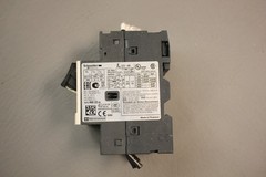 LOT OF 3 SCHNEIDER ELECTRIC GV2ME08 MOTOR CIRCUIT BREAKER