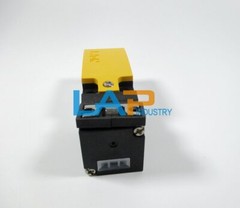 1PCS New For LIMIT SWITCH LS-11-ZB 14 AWG AC-15 400V / 4A