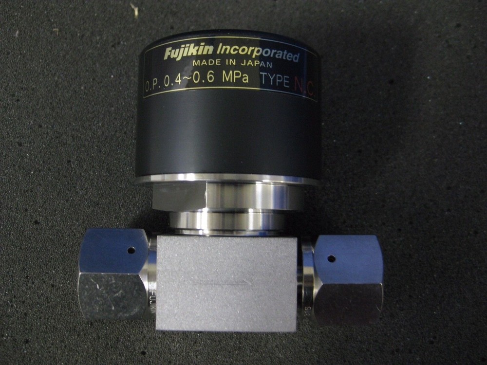Fujikin FPR-ND-71-9.52-2 NEW MEGA-ONE LA Low Press NC Diaphragm Valve, NEW