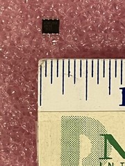 AT93C46-10SC-2.7 Serial EEPROM 1-Kbit 64X16 8 SOIC ATMEL (LOT OF 20)