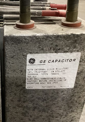 General Electric 19L0172WH1 1000 HZ 2.03 GAL 1250V Capacitor Assembly #194JM
