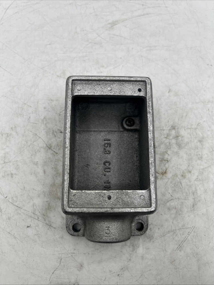 CROUSE-HINDS 1/2″ FS1 3/4″ FS2 CONDUIT OUTLET See Pics 30 Days Warranty