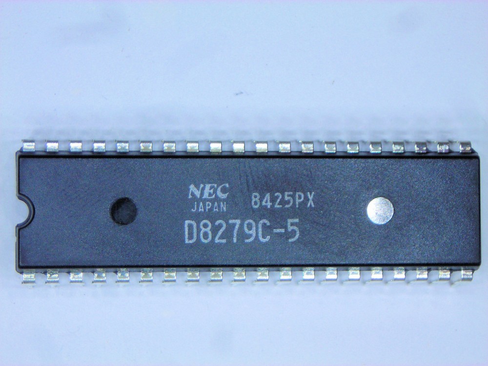 UPD8279C-5 “Original” NEC 40P DIP IC 1 pc