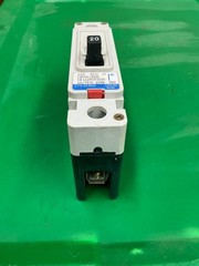*FREE SHIPPING* Westinghouse EHD1020L Circuit Breaker 20 Amp 277 Volt 1 Pole