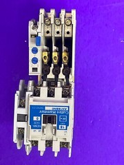 Cutler Hammer AN16BN0 SeriesC1, 18A Nema Size 0 w/ C306DN3 Series B1 Aux Contact