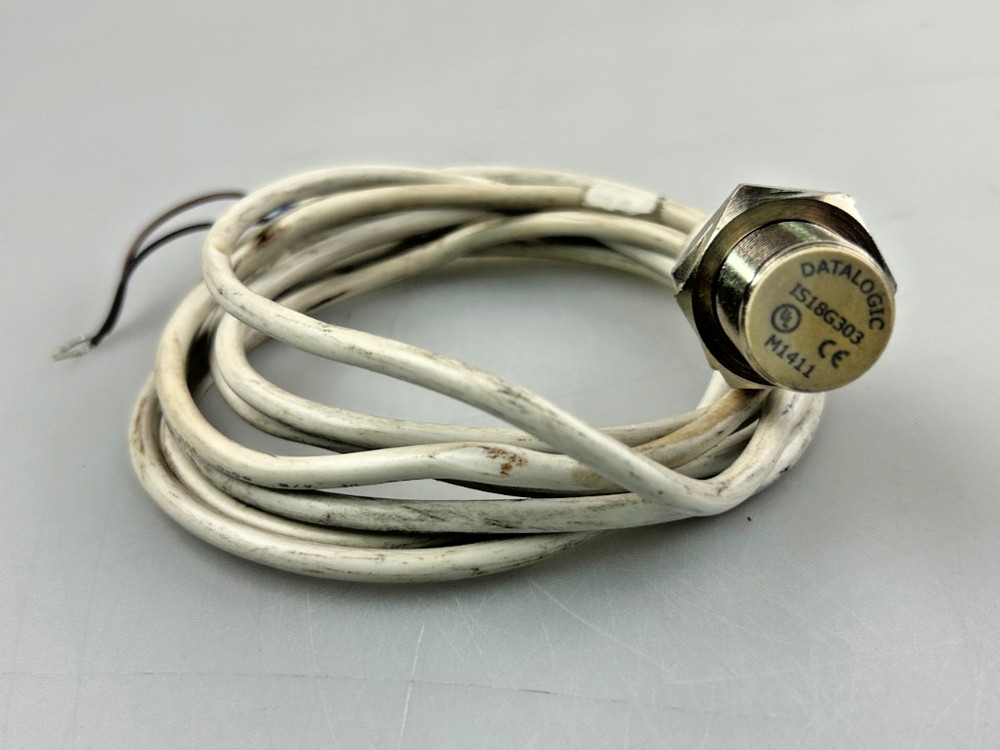 Datalogic IS18G303, Proximity Switch/ Sensor IS-18-G3-03 (Used)