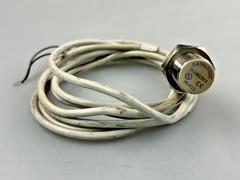 Datalogic IS18G303, Proximity Switch/ Sensor IS-18-G3-03 (Used)