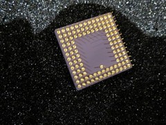 MC68605RC10/MC68020CRC25E/TS68000MC10/AD537KD/TS68C000VC10A CPU GOLD OBSOLETE/2