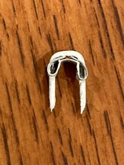 Insulated Staples (24 pcs) White Finish