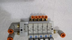 SMC SYJ314-5LZ SOLENOID VALVE (5) WITH SPECIAL CONNETOR WITH 5 PLACE MANIFOLD