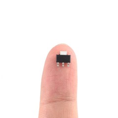 AMS1117-SMT-3.3V 1A-SOT-223 Voltage Regulator Chip SOT 223 Power Supply Buck IC