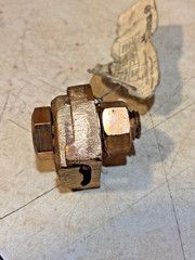 Burndy GZ26-58, 3 to 2/0 AWG Str, 5/8 Stud, Mechanical Grounding Connector, 1 pc