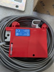 Eaton M12CS Circuit Breaker Accessory Motor Operator Kit Industrial Electrical