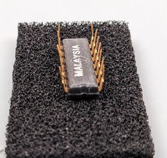(2) Motorola MPQ2907 Quad General Purpose Transistors