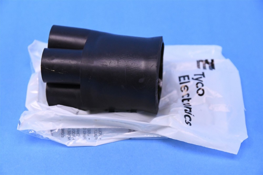 Tyco Electrical Shrink Sleeving Boot 1 to 4 Transition Part # 502A834-4/42