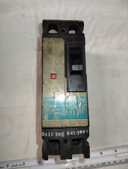 SIEMENS I-T-E ED42B015 CIRCUIT BREAKER SENTRON SERIES 2P 15AMPS 480VAC