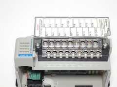 Allen-Bradley 1769-IQ16 Input Module Ser. A F/W 3.1 Compact I/O