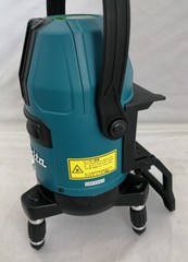 Makita SK10GD Laser Marker High-Visibility Green Laser with Case & Batteries