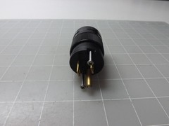 LOT OF 10 WATTGATE 52661 ELECTRICAL CONNECTOR PLUG T50585
