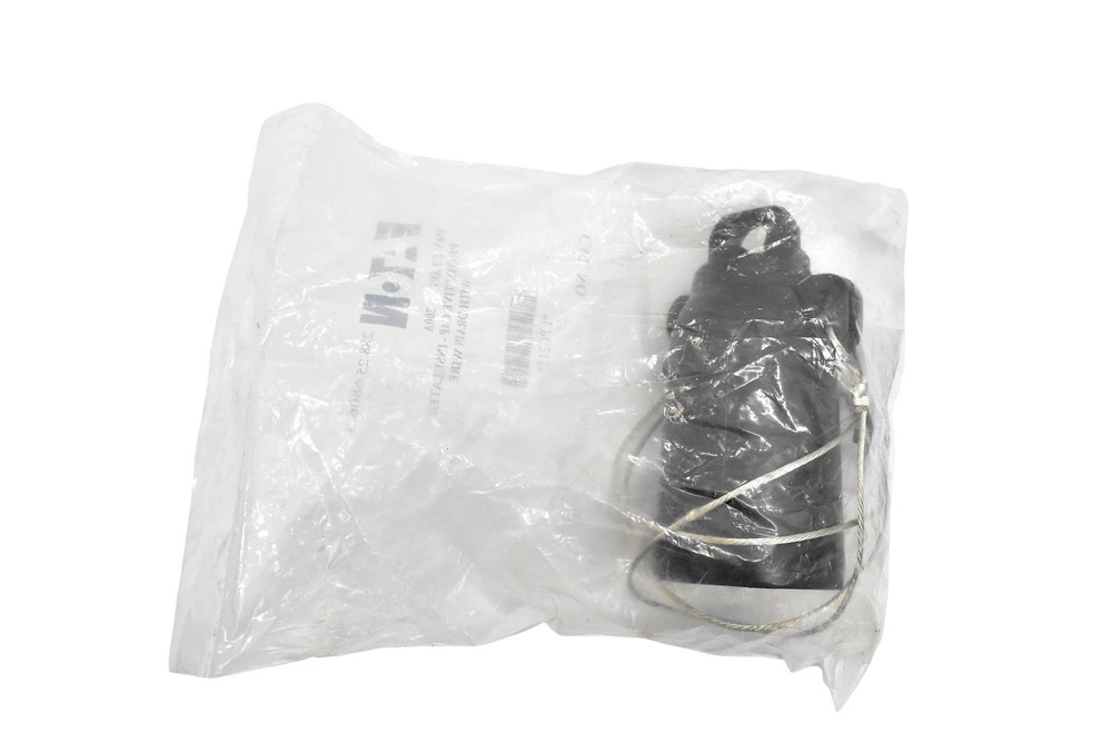 Eaton LPC215 15kV Class 200A Protective Cap Insulated With Drain Wire NOS