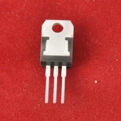 50 ea Triac BTB24-600BWRG ST Micro Microelectronics 25A 600V 50mA IC 2C US Ship