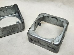 2 pcs Emerson Appleton 4SJDE-1/2-3/4, 4-11/16″, 1/2 & 3/4 KO, Extension Ring
