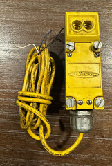 BANNER DX1-P-LM3 SCANNER BLOCK MULTI-BEAM 120 VAC 50/60 HZ RANGES TO 200 M