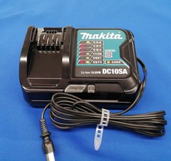 Makita SK312GDZN Cordless Laser Marker Indoor/Outdoor Leveling Tool